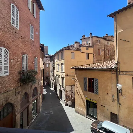 Torre Del Cavaliere *