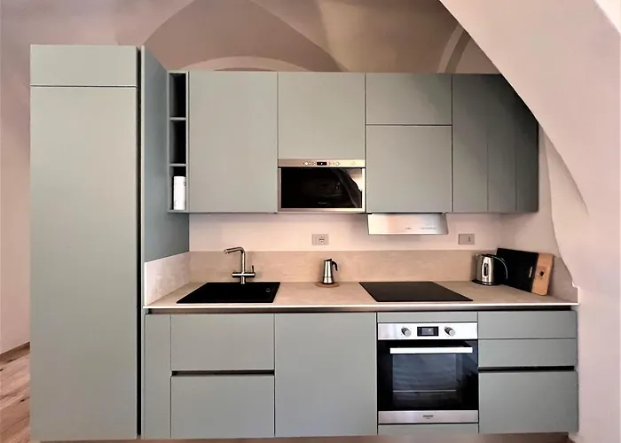 Torre Del Cavaliere Apartment