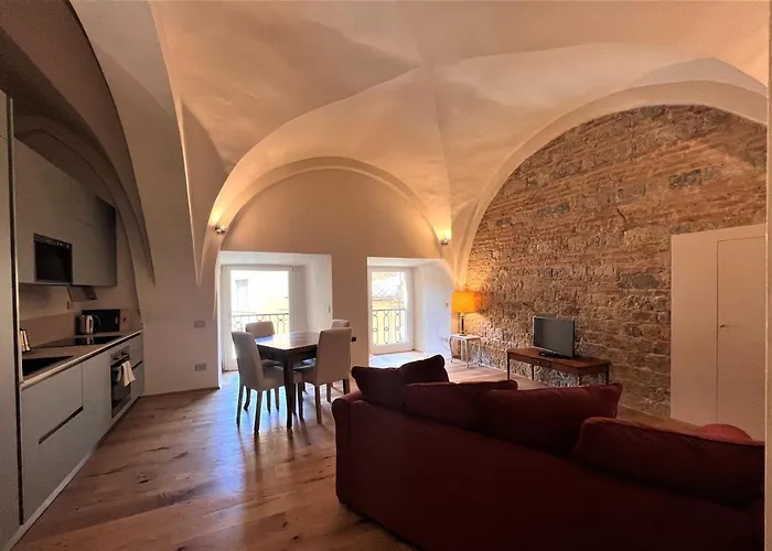 Torre Del Cavaliere Apartment Siena