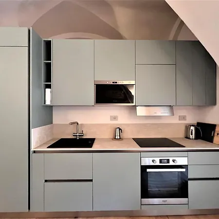 Torre Del Cavaliere Apartment