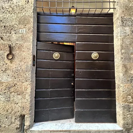 Torre Del Cavaliere Lejlighed *