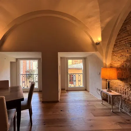 Torre Del Cavaliere Апартаменти Сієна