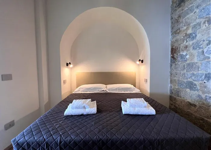 Torre Del Cavaliere Apartment