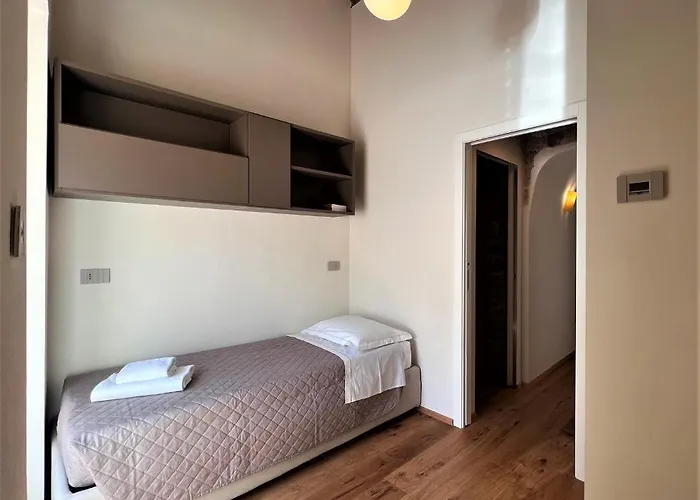 Torre Del Cavaliere Apartment